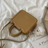 ビスケットショルダーバッグ