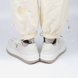 ナンバータグ入り厚底スニーカー