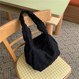 エンボス加工ショルダーバッグ