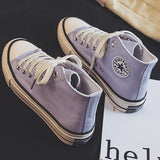 ハイカットスニーカー