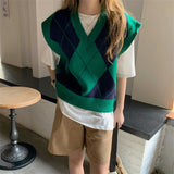 アーガイル柄ニットベスト