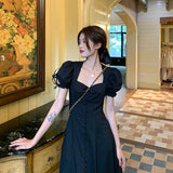 フロントボタンパフスリワンピ