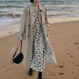 オーバートレンチコート