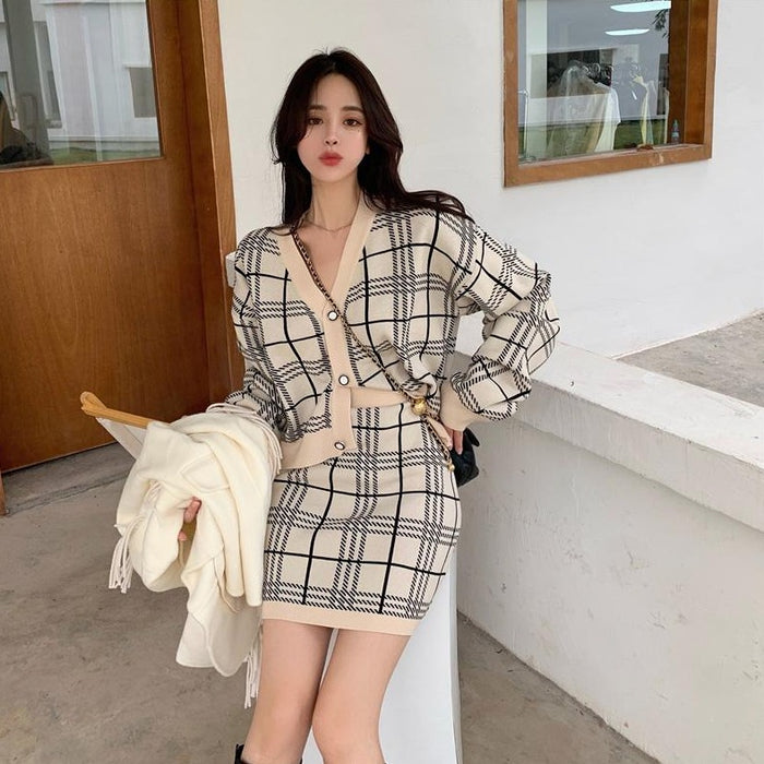 バーバリー　チェック柄　上下セット　２ピース 007AB2 ファッション ☆美品☆ Burberrys チェック柄 上下セット