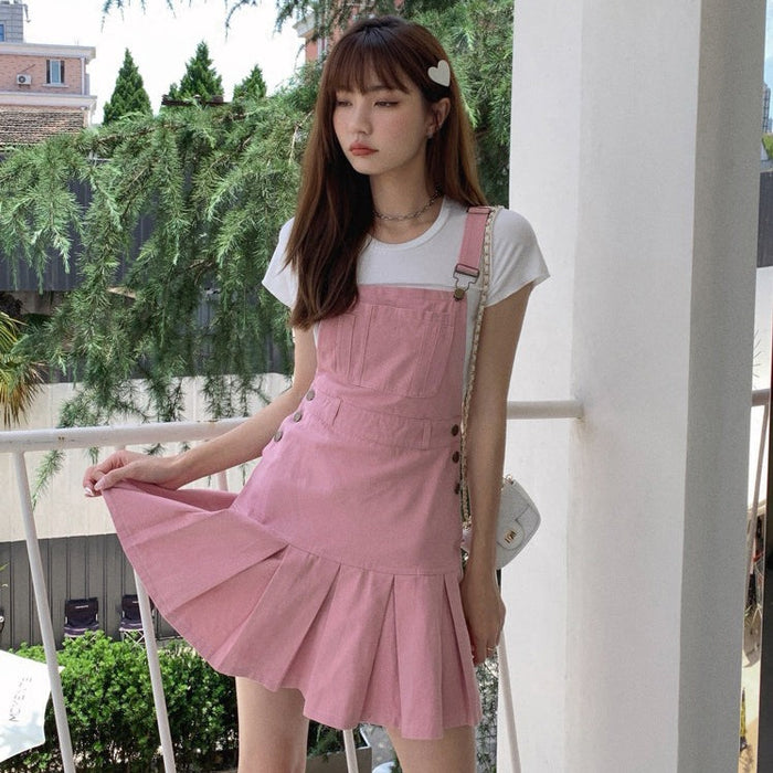 ワイドピンクサロペットスカート（ピンク）ワイドなシルエットが